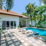 Majestic 1bedroom Poolvilla28,beach Gate วิลล่า