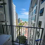 泰国芭提雅thebase无边游泳池公寓 อพาร์ทเม้น Pattaya