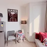 Apartment Edge Sea View