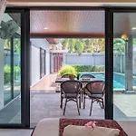 Coastal 3 Bdr Private Pool Pattaya