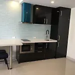 Grand Avenue By Bormon Apartment *