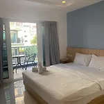Apartment New Circle Phratamnak Pattaya