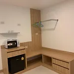 Apartment New Circle Phratamnak Pattaya