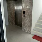 Apartment New Circle Phratamnak Pattaya