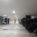New Circle Phratamnak