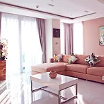 Penthouse With Great View *