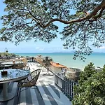 วิลล่า Majestic 1bedroom Poolvilla28,beach Gate Pattaya