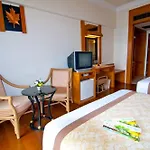 Golden Beach Hotel Pattaya