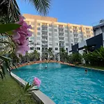 Acadia Beach Resort อคาเดียบีชรีสอร์ต