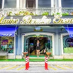 Marine Paradise Encore