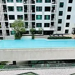 The Base 100 By Numam * Pattaya