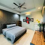 Michelle House Pool Villa Pattaya