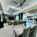 Michelle House Pool Villa