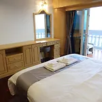 Spacious Seaview 3br Apartment:direct Access * Pattaya