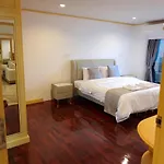 Spacious Seaview 3br Apartment:direct Access อพาร์ทเม้น
