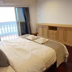 อพาร์ทเม้น Spacious Seaview 3br Apartment:direct Access Pattaya