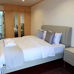Spacious Seaview 3br Apartment:direct Access *