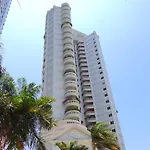Spacious Seaview 3Br Apartment:Direct Beach Access
