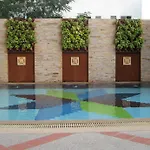Diamond Place Hotel 3*