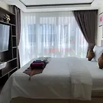 อพาร์ทเม้น Luxury Business Suits In Grand Avenue By Estates Pattaya
