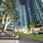 The Base1 - Central 2Bed 2 Bath Sea View Terrace