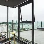 The Base B Condo Central Pattaya