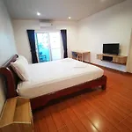 Proud Room & Wifi 3
