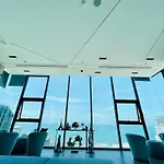The Base Central Pattaya 1098 By Numam