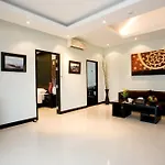 Palm Grove Resort, Pattaya