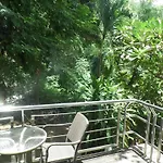 Westbury Aparthotel