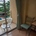 Opey De Place Hotel