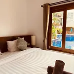 Paradise Land โรงแรม 3*