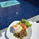Paradise Land โรงแรม