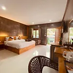 Paradise Land โรงแรม