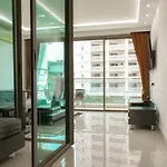 Wongamat Tower Condominium * Pattaya