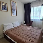 Apartment 2 Bedrooms Sea View *