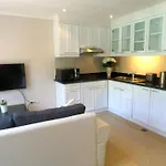 Westbury Aparthotel