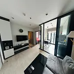 Apartment The Base At