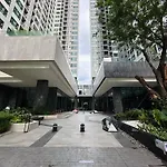 Apartment The Base At Pattaya