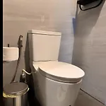 Edge 豪华公寓 *