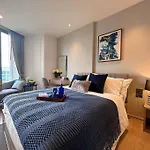 Apartment Private In Near Festival #77 *