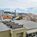 อพาร์ทเม้น The Base Center Of Rooftop Swimming Pool Pattaya