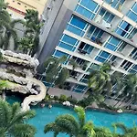 Centara Avenue Studio Room Poolview 6Th Floor