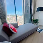 อพาร์ทเม้น The Edge Seaview *