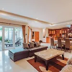 Luxury Garden Pool Near & Walking Street *