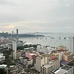 Luxury Edge Central Pattaya