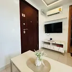 Arcadia Con Apartment