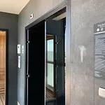 Edge Central Pty Luxury Front Seaview 2Bedroom