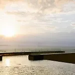 Edge芭提雅豪华公寓 单卧室套房 海滩商场步行几分钟