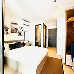 อพาร์ทเม้น Seaview Urban Retreat Edge 1 Expansive Bedroom *